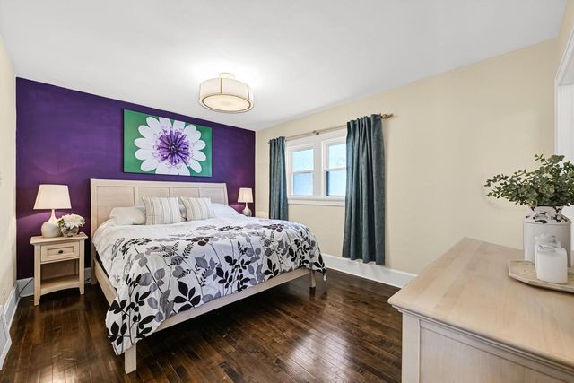 2634 N 71st STREET, Wauwatosa, WI 53213