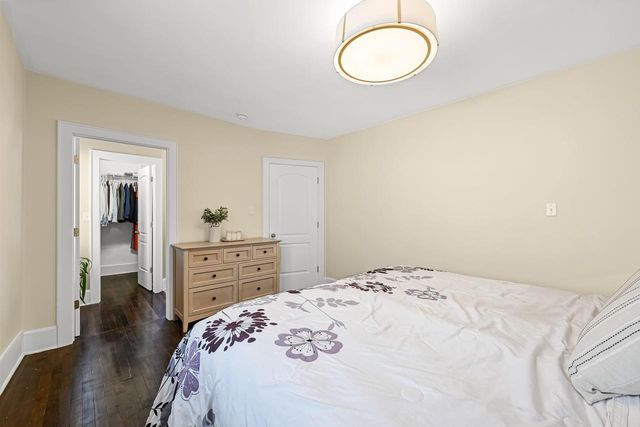 2634 N 71st STREET, Wauwatosa, WI 53213