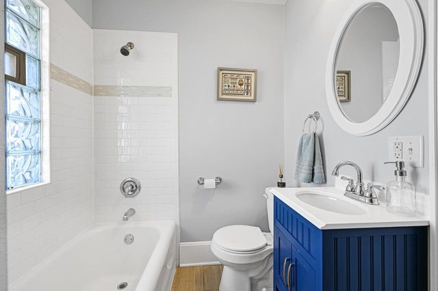 2634 N 71st STREET, Wauwatosa, WI 53213