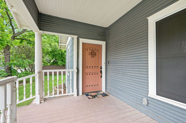 800 N Clements Street, Gainesville, TX 76240