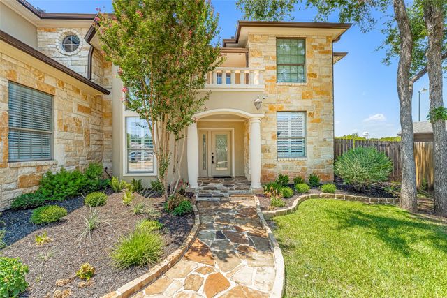 1325 Preston Trail Court, Granbury, TX 76048