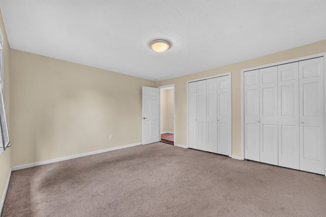 10 Copperwood Dr 10, Stoughton, MA 02072