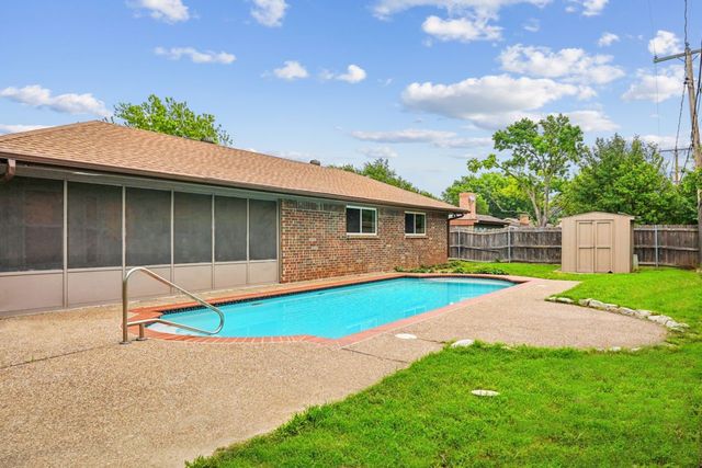 3529 Kelvin Avenue, Fort Worth, TX 76133