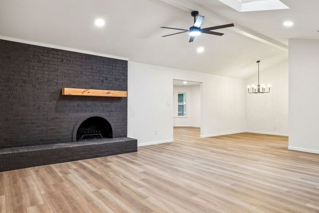 3529 Kelvin Avenue, Fort Worth, TX 76133