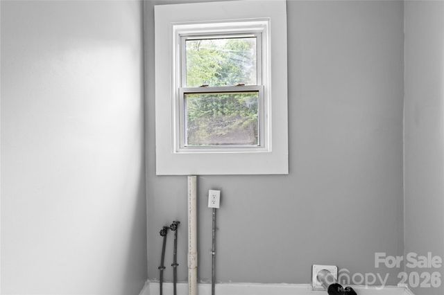 119 Osborne Street, Jonesville, NC 28642