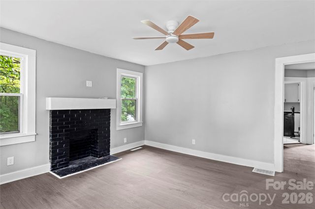 119 Osborne Street, Jonesville, NC 28642