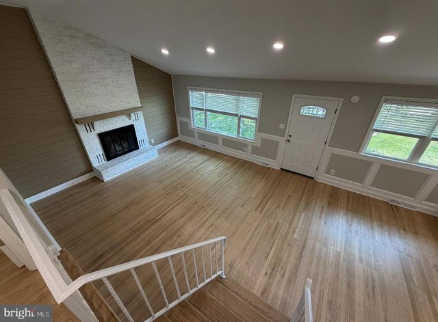 14 VASSAR AVE, Somerdale, NJ 08083