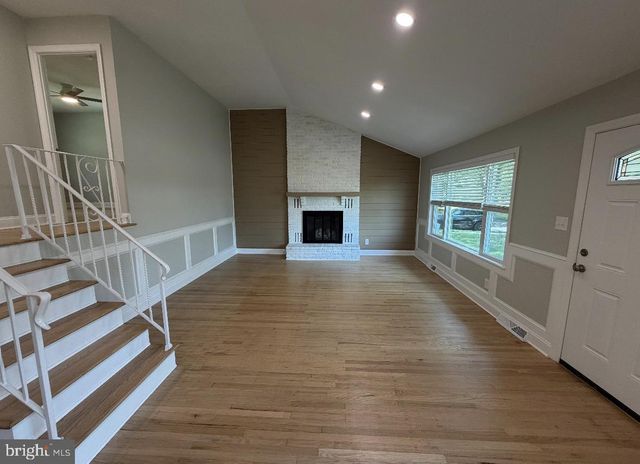 14 VASSAR AVE, Somerdale, NJ 08083
