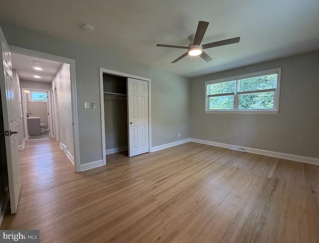 14 VASSAR AVE, Somerdale, NJ 08083