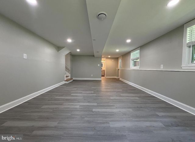 14 VASSAR AVE, Somerdale, NJ 08083