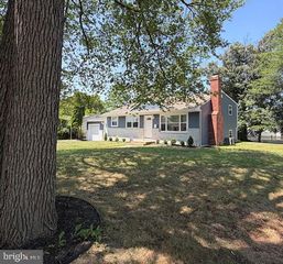 14 VASSAR AVE, Somerdale, NJ 08083