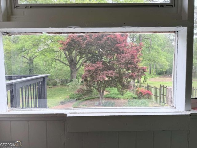 3033 Riviera Drive NW, Conyers, GA 30012