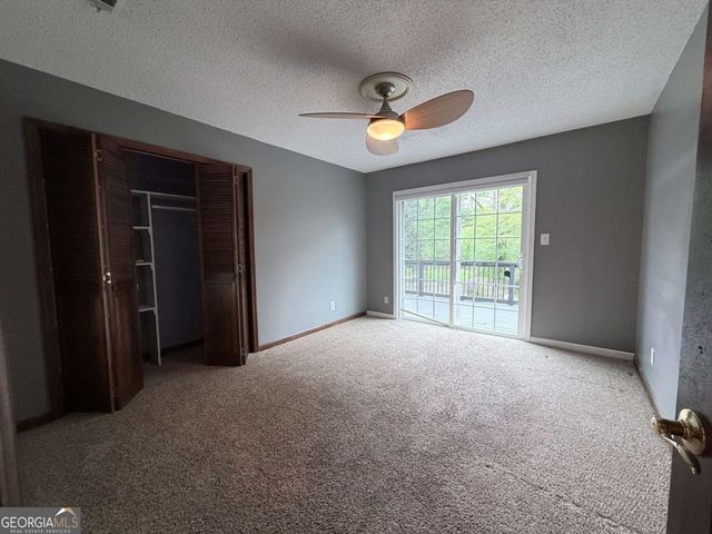 3033 Riviera Drive NW, Conyers, GA 30012