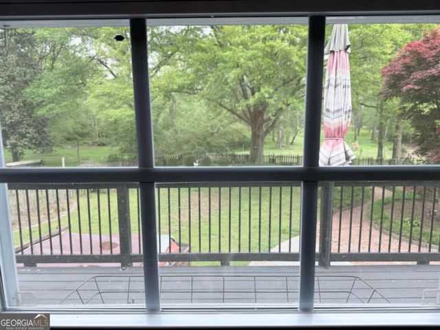 3033 Riviera Drive NW, Conyers, GA 30012