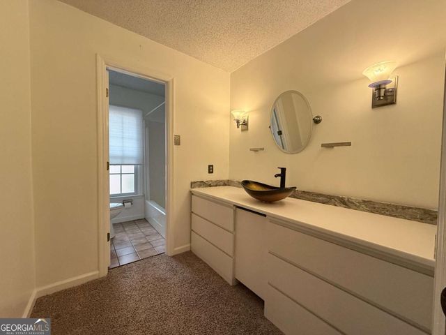 3033 Riviera Drive NW, Conyers, GA 30012