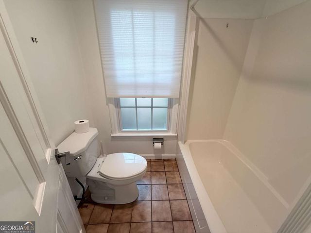 3033 Riviera Drive NW, Conyers, GA 30012