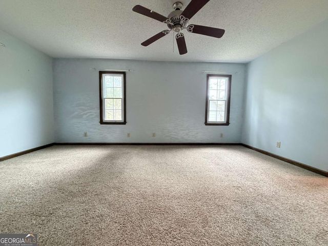 3033 Riviera Drive NW, Conyers, GA 30012