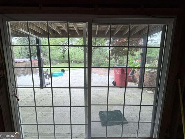 3033 Riviera Drive NW, Conyers, GA 30012