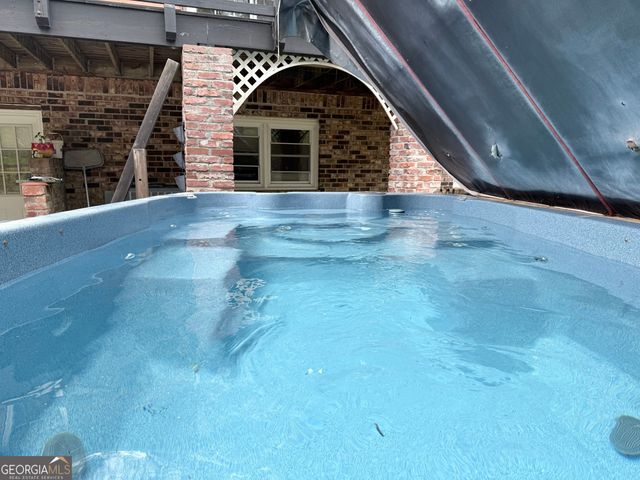 3033 Riviera Drive NW, Conyers, GA 30012