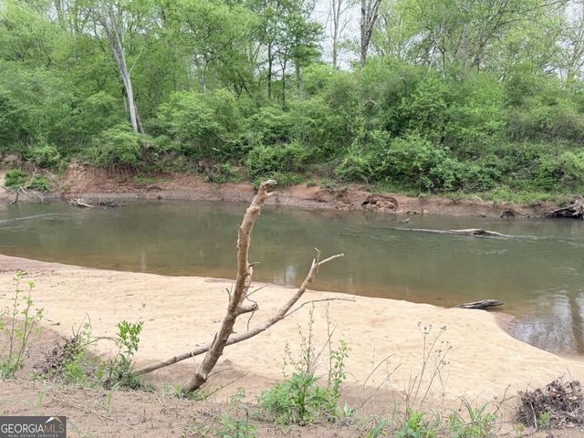 3033 Riviera Drive NW, Conyers, GA 30012