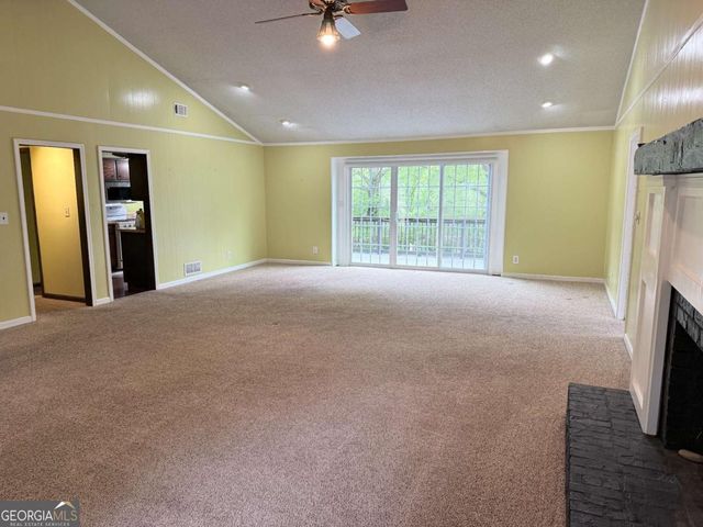 3033 Riviera Drive NW, Conyers, GA 30012