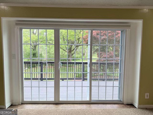 3033 Riviera Drive NW, Conyers, GA 30012