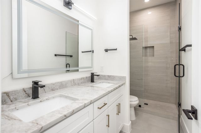 2703 Stonecrest Drive, Sherman, TX 75092
