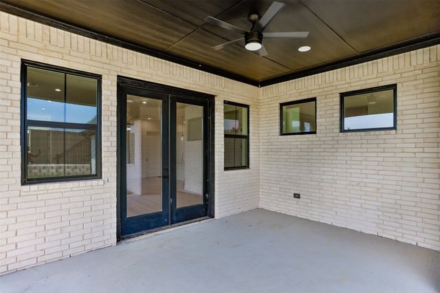2703 Stonecrest Drive, Sherman, TX 75092