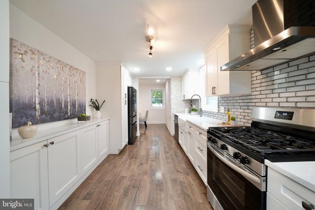1638 SURREY LN, Havertown, PA 19083