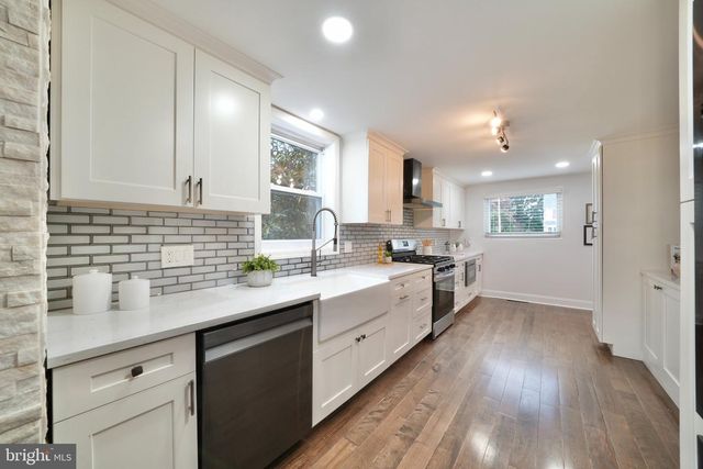 1638 SURREY LN, Havertown, PA 19083
