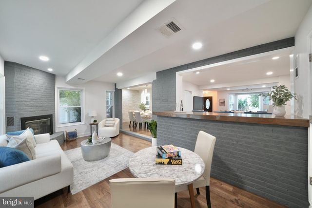 1638 SURREY LN, Havertown, PA 19083