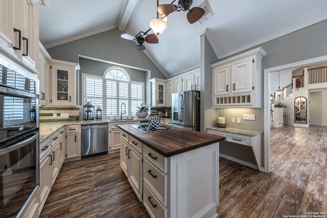 7046 Devonshire, Spring Branch, TX 78070