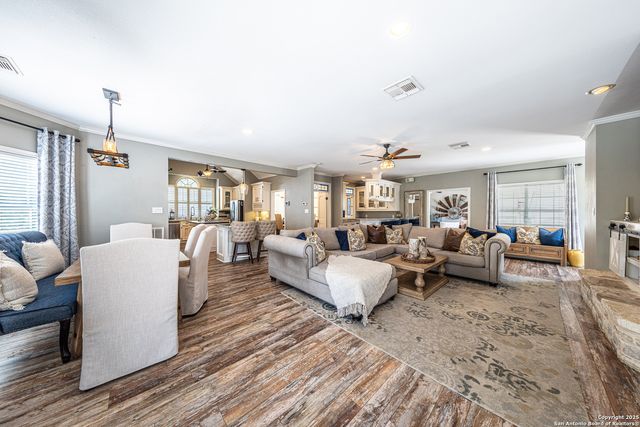 7046 Devonshire, Spring Branch, TX 78070