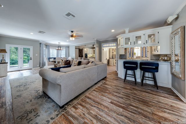 7046 Devonshire, Spring Branch, TX 78070