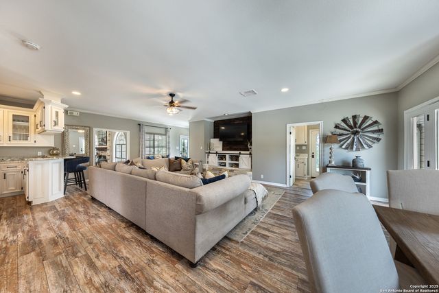 7046 Devonshire, Spring Branch, TX 78070