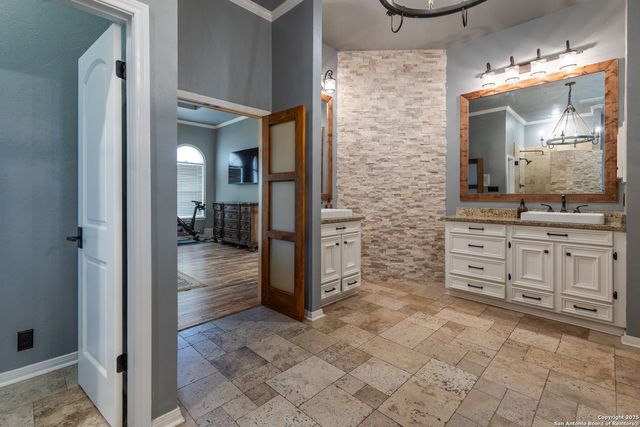 7046 Devonshire, Spring Branch, TX 78070