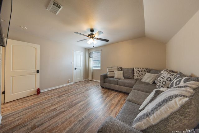 7046 Devonshire, Spring Branch, TX 78070