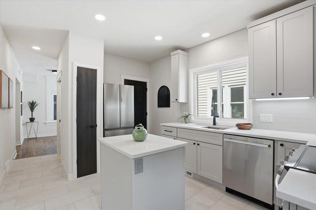 2109 Dayton Street, Madison, WI 53704