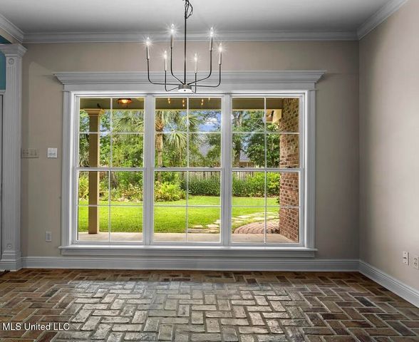 124 Surgeres Place Place, Ocean Springs, MS 39564