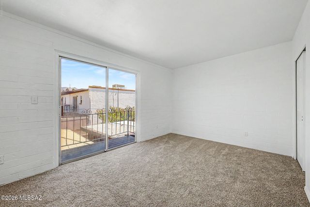 3960 E Flower St Apt 38, Tucson, AZ 85712