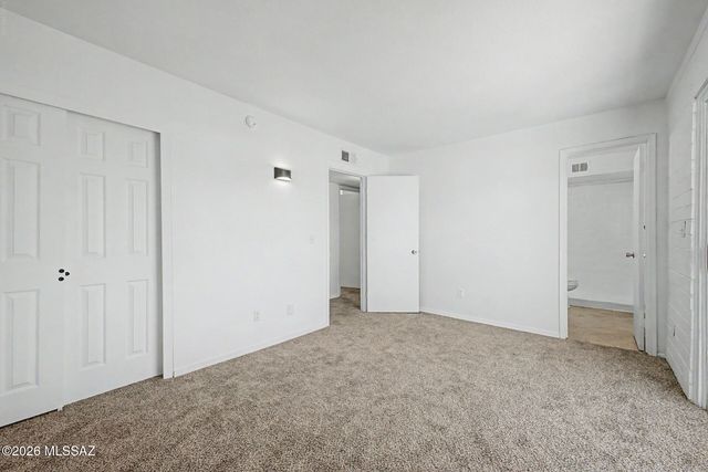 3960 E Flower St Apt 38, Tucson, AZ 85712