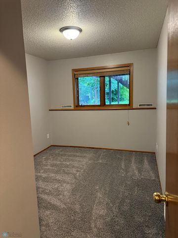 3664 15th Street S, Fargo, ND 58104