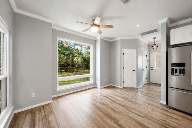 21902 Meadowsweet Drive, Magnolia, TX 77355