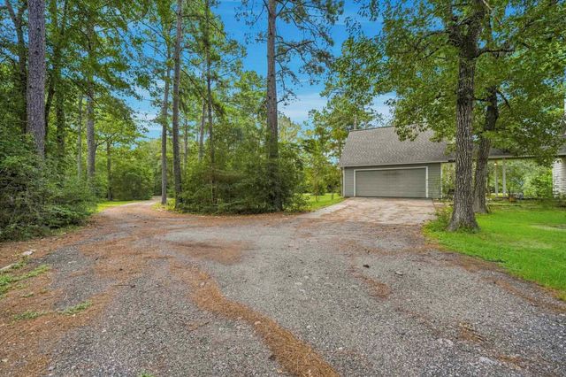 21902 Meadowsweet Drive, Magnolia, TX 77355