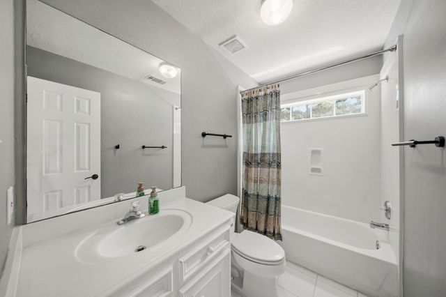 21902 Meadowsweet Drive, Magnolia, TX 77355