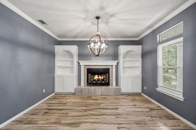 21902 Meadowsweet Drive, Magnolia, TX 77355