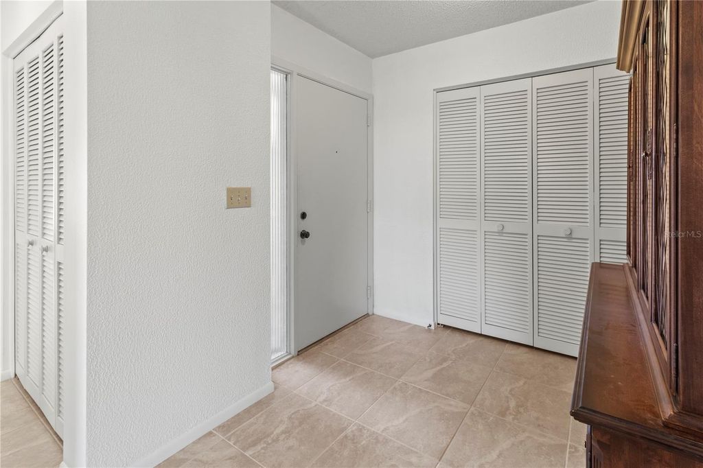 Image 11 of property listing at 6802 8TH AVENUE W, Bradenton, FL 34209