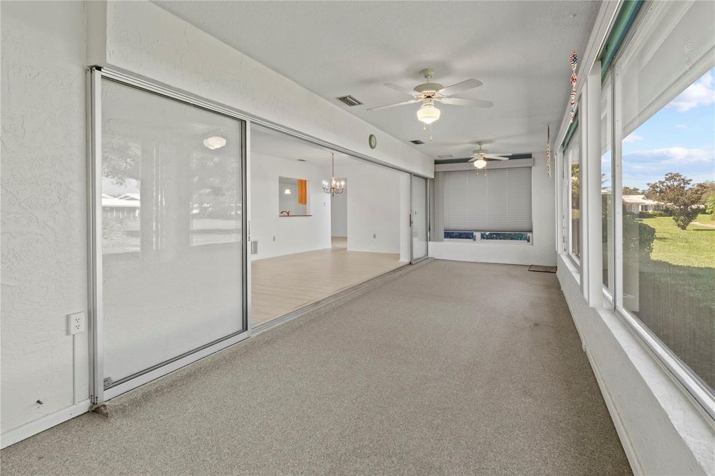 Image 44 of property listing at 6802 8TH AVENUE W, Bradenton, FL 34209