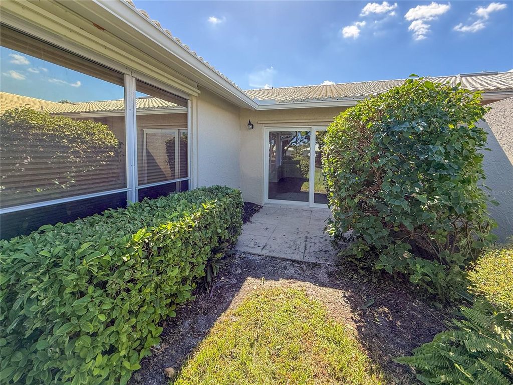 Image 51 of property listing at 6802 8TH AVENUE W, Bradenton, FL 34209