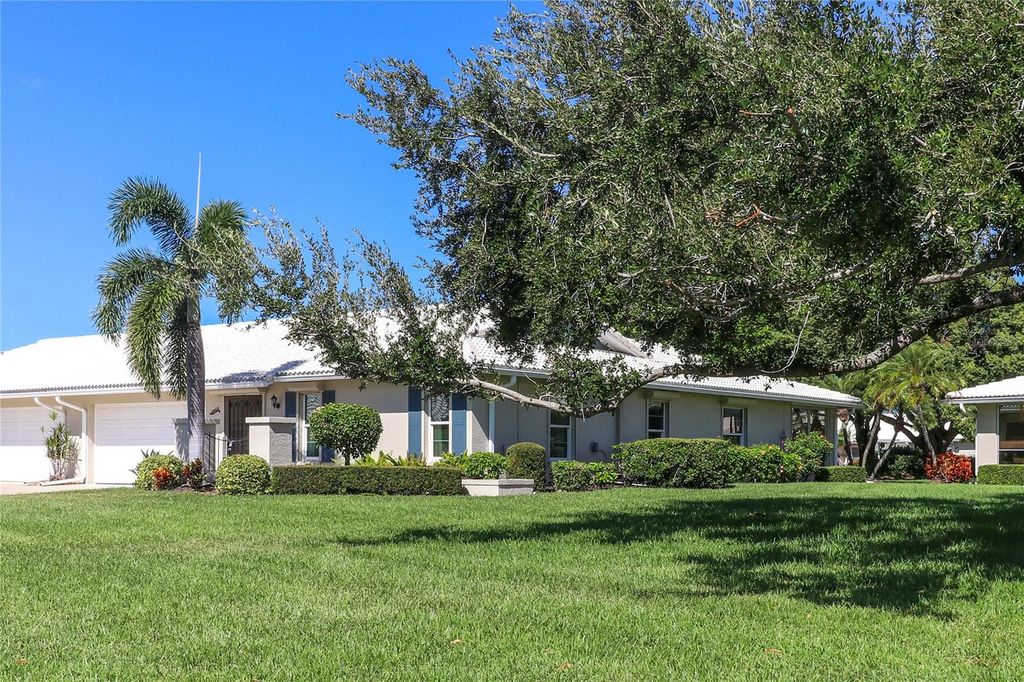 Image 7 of property listing at 6802 8TH AVENUE W, Bradenton, FL 34209